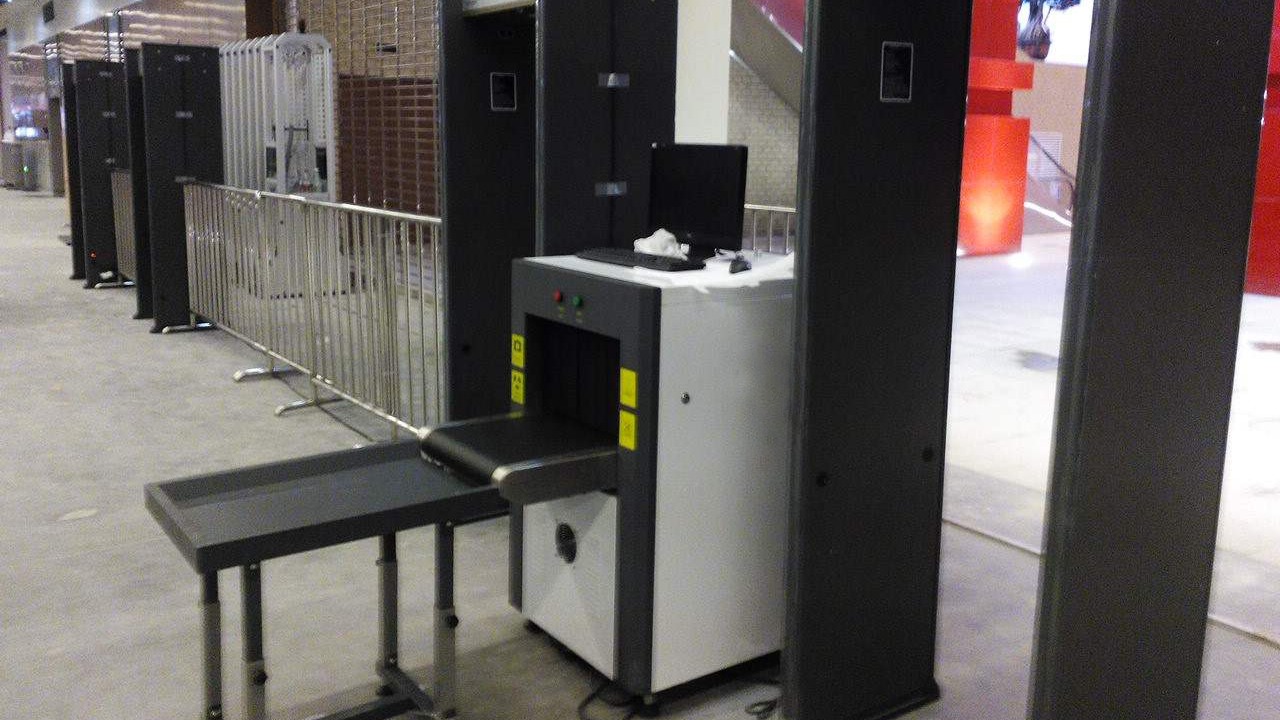 X光安檢機在快遞快遞公司的日常維護(hù)